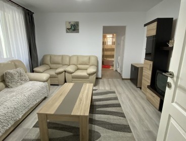 Viva Imobiliare - Copou - Gaudeamus Apartament 3 camere etaj intermediar 400 euro