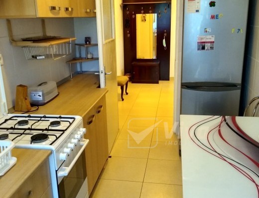 Viva Imobiliare - Apartament 3 camere, decomandat, Copou-Gaudeamus